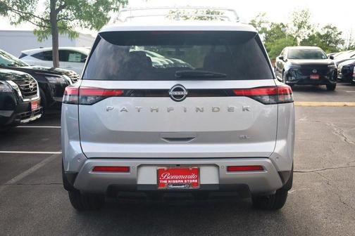Brilliant Silver Metallic 2025 Nissan Pathfinder SL