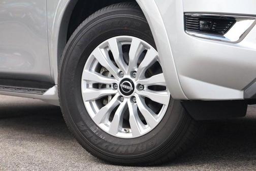 Brilliant Silver Metallic 2024 Nissan Armada SV