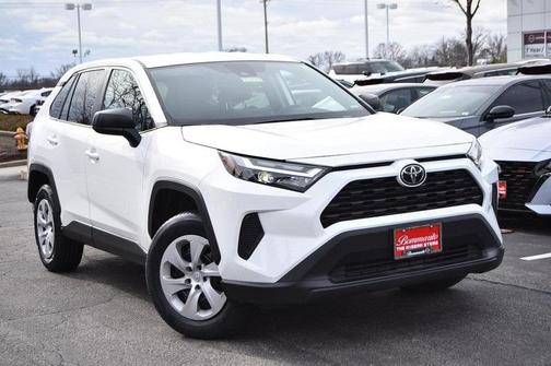 2024 Toyota RAV4 LE