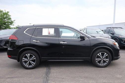 Magnetic Black 2020 Nissan Rogue SV