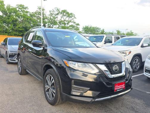 Magnetic Black 2020 Nissan Rogue SV