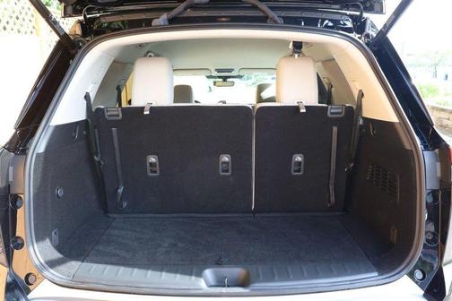 Super Black 2025 Nissan Pathfinder SL