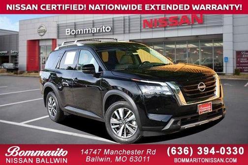 Super Black 2025 Nissan Pathfinder SL