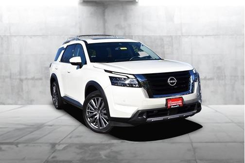 2024 Nissan Pathfinder SL