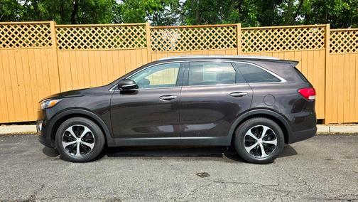Walnut 2018 Kia Sorento EX