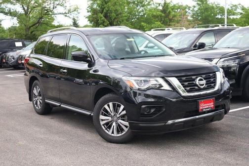 Magnetic Black Pearl 2019 Nissan Pathfinder S