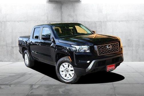 Black 2022 Nissan Frontier SV