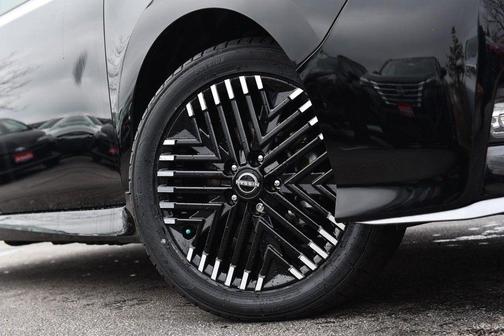 2024 Nissan Leaf SV PLUS