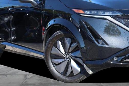 Black Diamond Pearl 2024 Nissan ARIYA PLATINUM+