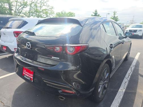 Jet Black Mica 2022 Mazda Mazda3 FWD w/Select Package