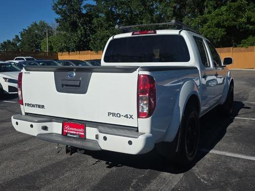 Glacier White 2019 Nissan Frontier PRO-4X