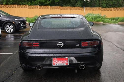 Black Diamond Pearl 2025 Nissan Z Sport