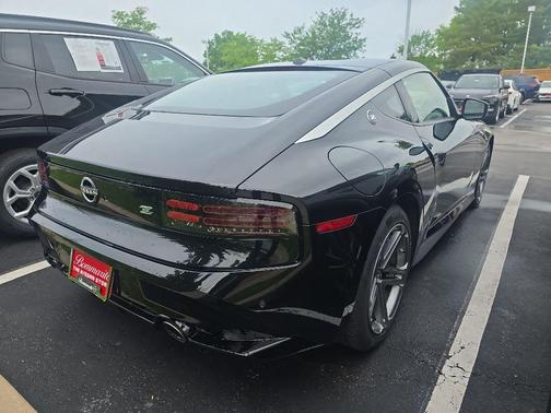 Black Diamond Pearl 2025 Nissan Z Sport