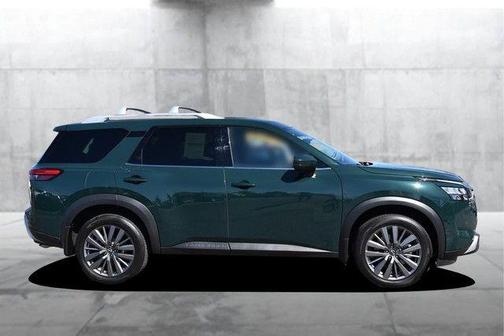 Green Pearl 2025 Nissan Pathfinder SL