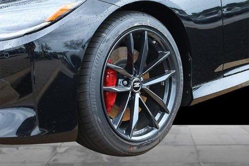 Black (P) 2026 Nissan Z performance