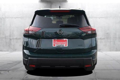 Obsidian Green 2026 Nissan Rogue Dark Armor