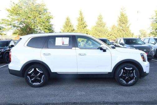 Midnight Black 2025 Kia Telluride S