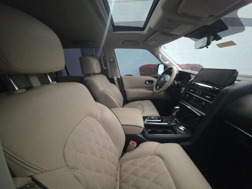 2023 Nissan Armada Platinum