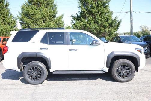 Ice 2025 Toyota 4Runner SR5