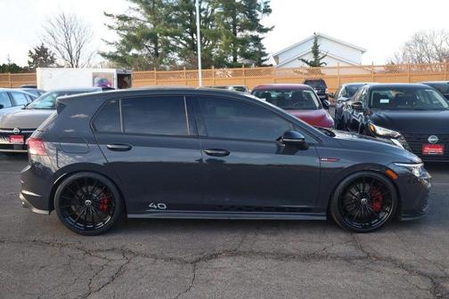 2023 Volkswagen Golf GTI 2.0T 40th Anniversary Edition