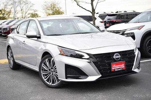 2025 Nissan Altima SL
