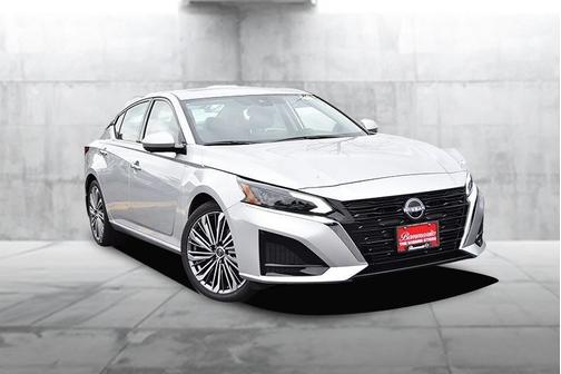 2025 Nissan Altima SL