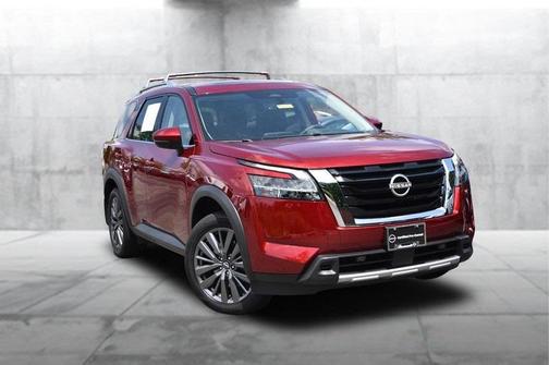 2024 Nissan Pathfinder SL