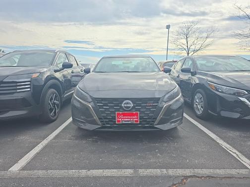 2025 Nissan Altima SR