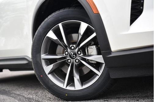 2022 INFINITI QX60 Luxe
