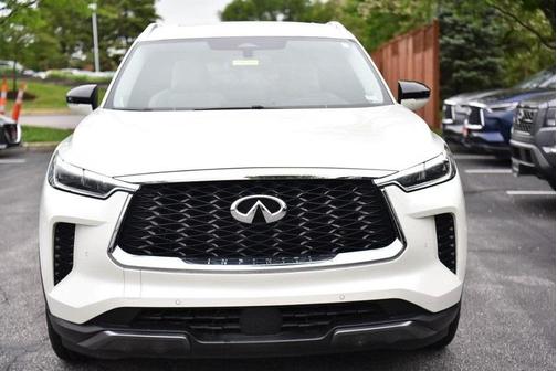 2022 INFINITI QX60 Luxe
