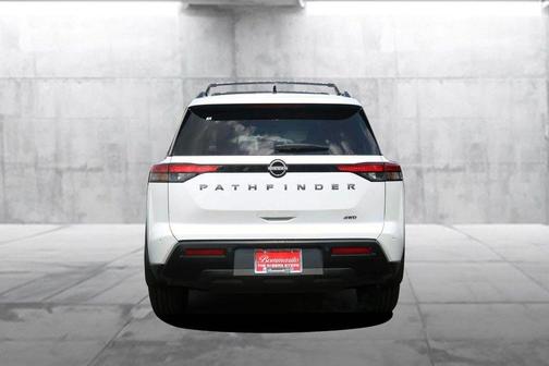 Everest White P 2026 Nissan Pathfinder SV