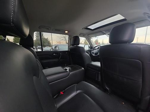 2024 INFINITI QX80 Luxe