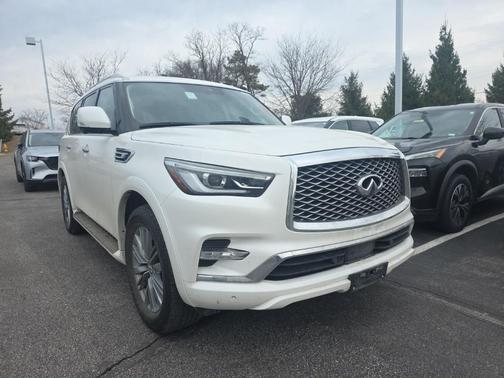 2024 INFINITI QX80 Luxe