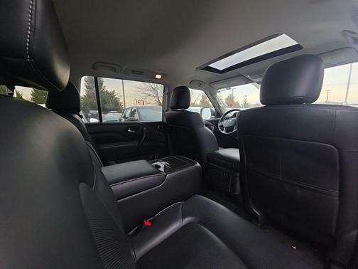 2024 INFINITI QX80 Luxe