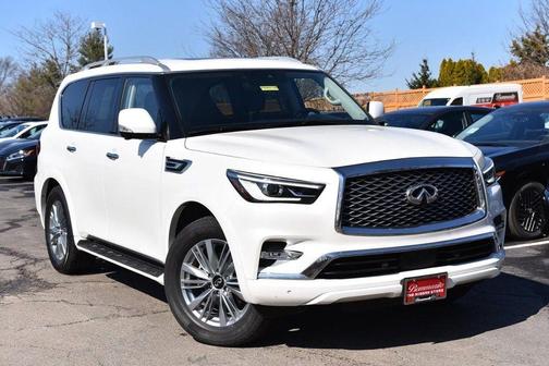 2024 INFINITI QX80 Luxe