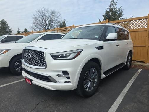 2024 INFINITI QX80 Luxe