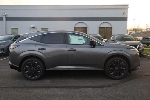 Gun Metallic 2026 Nissan Murano Platinum