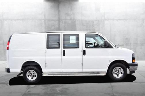 2024 GMC Savana 2500 Work Van