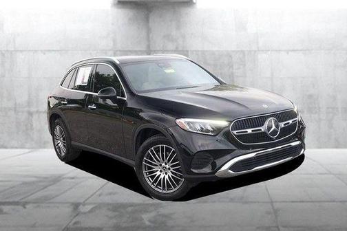 Obsidian Black Metallic 2024 Mercedes-Benz GLC 300 Base 4MATIC