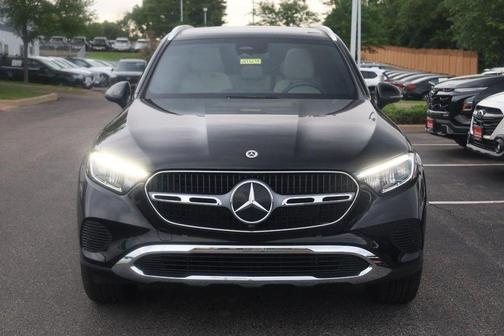 Obsidian Black Metallic 2024 Mercedes-Benz GLC 300 Base 4MATIC