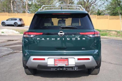 Obsidian Green Pearl / Super Black 2025 Nissan Pathfinder SL