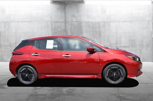 2024 Nissan Leaf SV PLUS