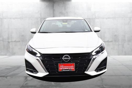 2025 Nissan Altima SL