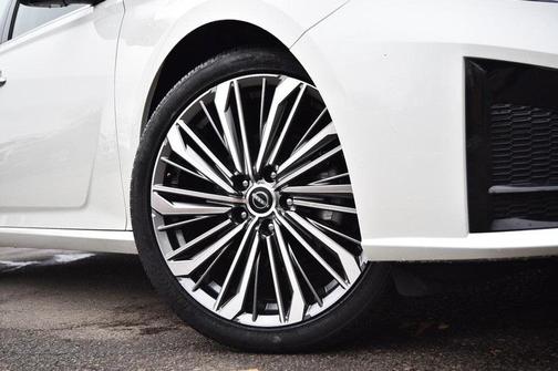 2025 Nissan Altima SL