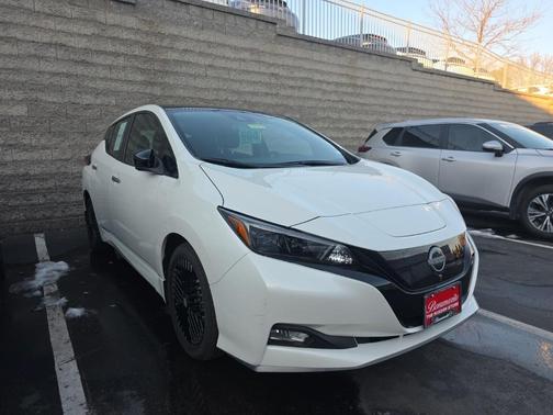 2024 Nissan Leaf SV PLUS