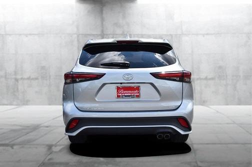 2024 Toyota Highlander XSE