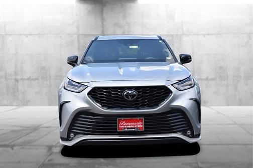 2024 Toyota Highlander XSE