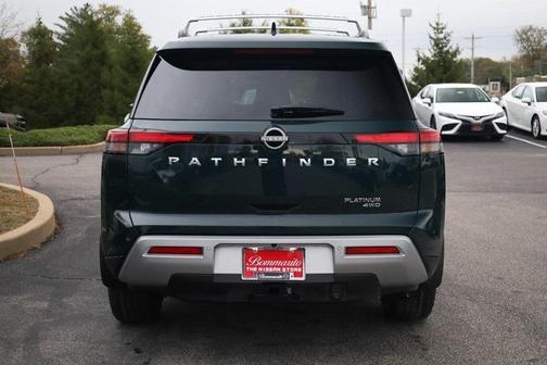 2025 Nissan Pathfinder Platinum