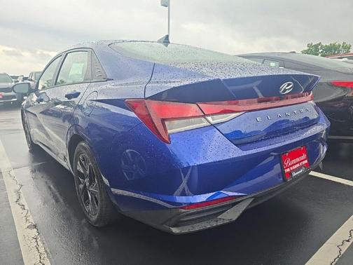 Intense Blue 2022 Hyundai ELANTRA SEL