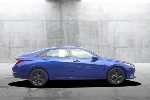 Intense Blue 2022 Hyundai ELANTRA SEL